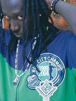 deuggeu tee(le fou)